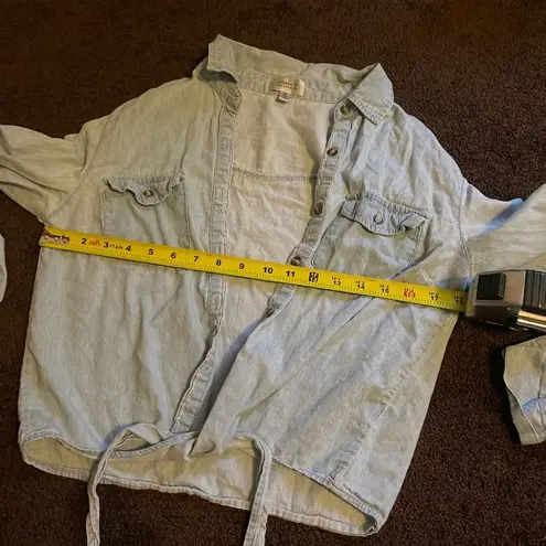 noble u light blue denim cropped tied elbow sleeve shirt M