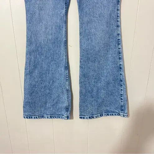 Social Tourist Flare Ultra High Rise Size 26/3R Blue