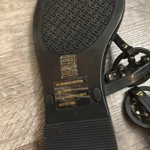 Tory Burch Miller Black Patent Leather Thong Sandals Women’s Size 6