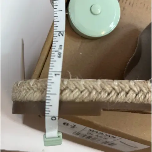 Journee Collection NIB Womens Size 6 1/2 Marjan Slide Black