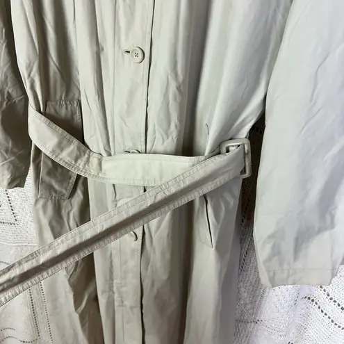 London Fog Women’s Trench Coat Size 14 Vintage Tan Cream Lined Belted Long