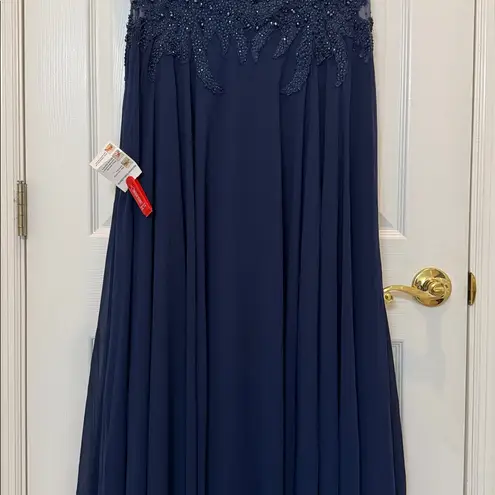 Mac Duggal NWT 20264 Navy Cap Sleeve Applique Bodice Flowy Gown Size 12