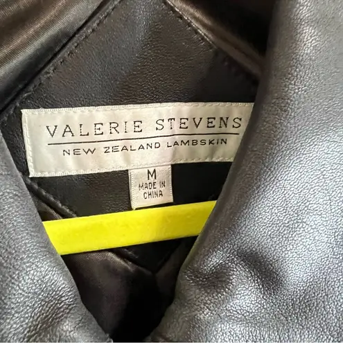 Valerie Stevens New Zealand lambskin zip up long jacket