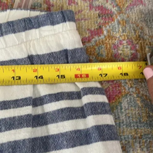 Old Navy Adorable maxi with nice high slits - Image 5