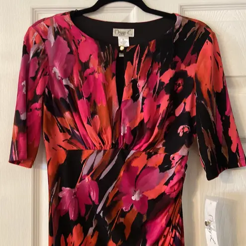 Maggy London Vibrant Floral Women's Dress size 10 brand new length 40 bust 32”