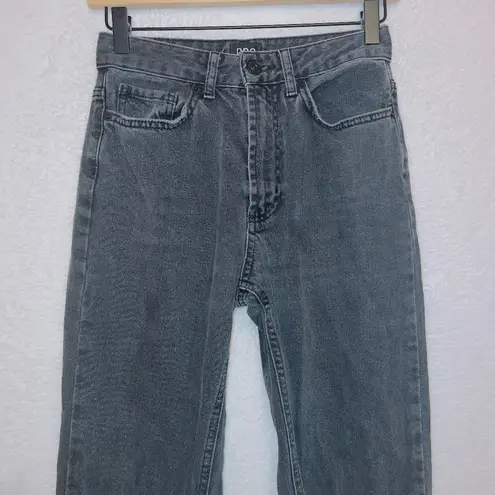 Urban Outfitters  BDG Black Wash Denim High Rise Mom Jean size 24