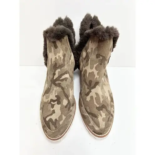 Pelle Moda Shoes Womens Size 6.5 Erin Faux Fur Trim Wedge Camouflage Bootie Green