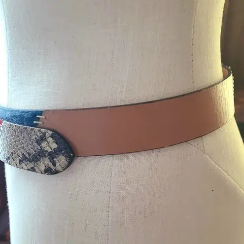 Gap  Vintage Western Style Leather Belt