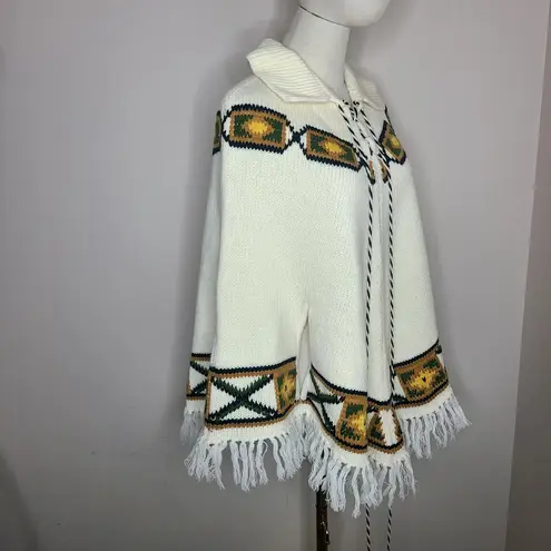 Vintage 70s Carol Brent Montgomery Ward Cape Shawl Poncho Fringe OS Aztec Brown Size undefined