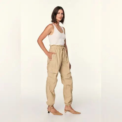 AMO Oatmeal Parachute Cargo Pants Size Medium Tan