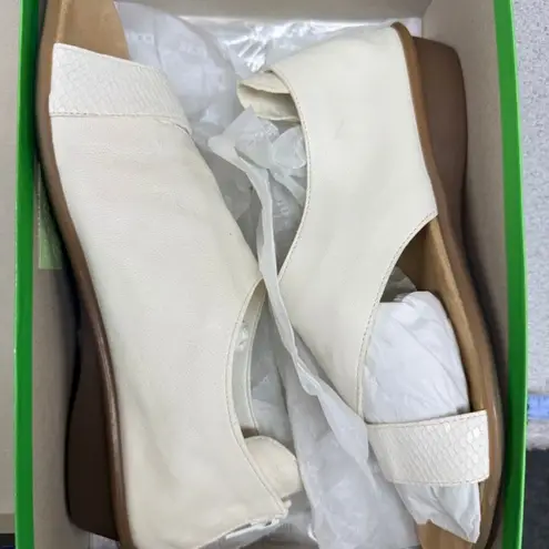 Sesto Meucci Everly Italian Leather Sandals White Sz 9.5