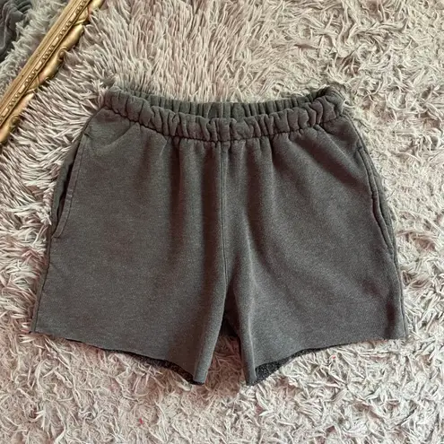 Brandy Melville Rosa Sweat Shorts