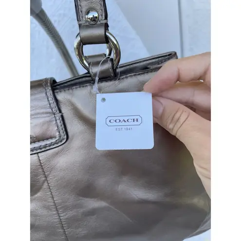 Coach Brand new  soho east west tote bag handcraft leather bag Gold F18751 - Image 10