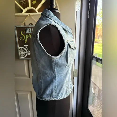 Vintage 90s Chazz zip front denim jean moto vest, size medium Blue