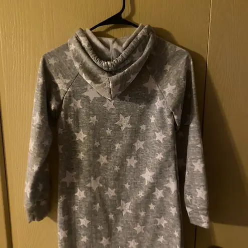 No Boundaries Sweatshirt Hoodie Dress in grey with white stars - size XS