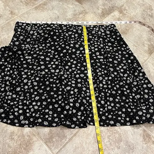 Rue 21 NEW  Daisy Y2K Skater Mini Skirt Pull On Black White Yellow Plus Size 3X