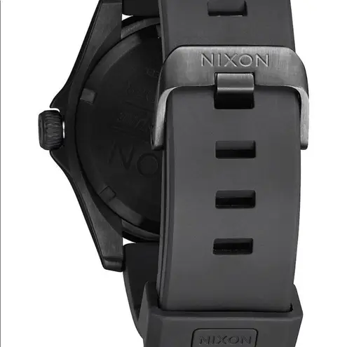 Nixon 🏄🏻♀️ Descender Sport Swiss Watch🌊