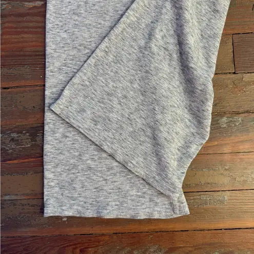 Carly Jean Los Angeles Gray Ribbed Cropped Button Front Jumpsuit ~ Size M đ