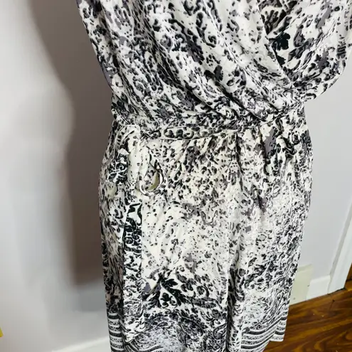 Studio West Apparel Fleur de Lis Faux Wrap Dress M