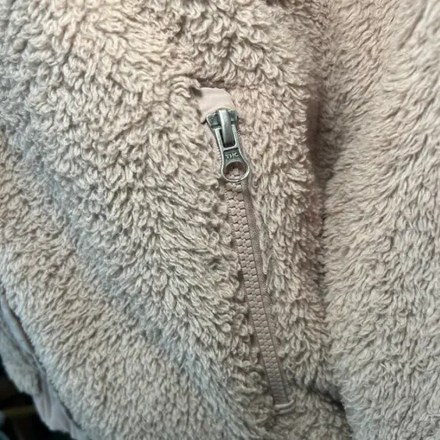 Vuori Jacket Large Pink Sherpa Fleece Full Zip Collar Snap Flap VW530 Cropped