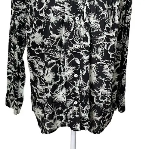 Mille NWT Florian Floral Top Women’s Size XS Black Hibiscus Button Front Blouse
