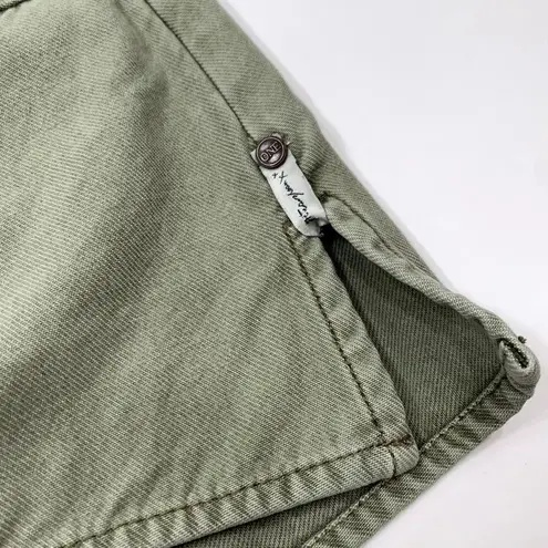 One Teaspoon  Vanguard Mid Rise Relaxed Denim Mini Skirt In Olive