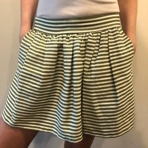 Pins & Needles Full Pleated Mini Skirt Pockets Ivory Green 2 Unlined Stripes Zip
