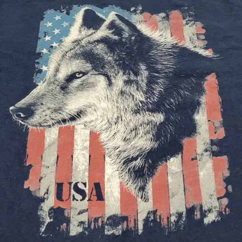Delta Pro Weight T-Shirt Size Large L America American Flag Graphic Tee Wolf Tee Nature Tee