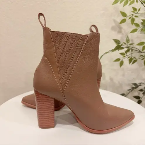 Kaanas Perm Cowboy Ankle Leather Boot in Honey NWOT Size 6M Tan