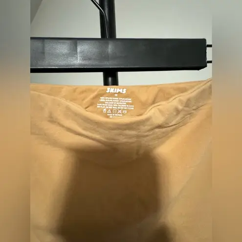 SKIMS seemless bandeau