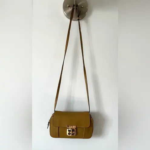 Chloé CHLOE ELSIE🔥GO OUT CROSSBODY 🔥