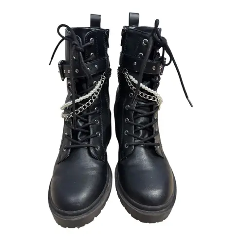 Jellypop Quinn Black Moto Combat Boots Faux Leather Pearls Chains Women’s Size 9