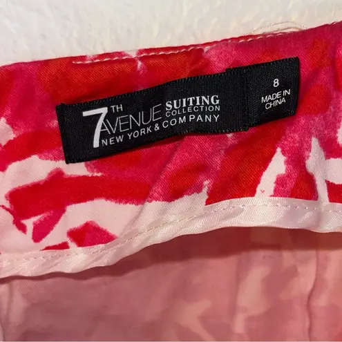 New York $ Co. high waisted Red & Pink on a White base Patterned Pencil Skirt Size 8