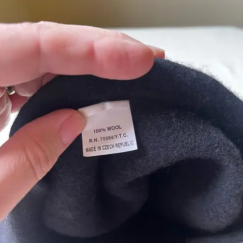 Vintage Wool Beret Hat Black 100% Wool Made in Czech Republic French Style S/M