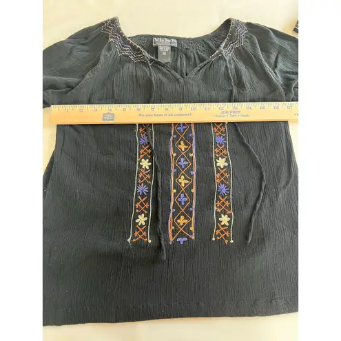 First vision top women’s size medium black embroidered cotton flare sleeves VTG