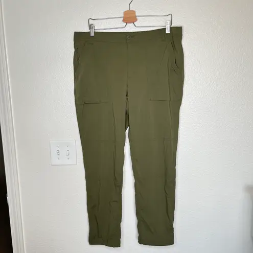 Rei Co-op women’s green Savanna trails hiking pants size 16