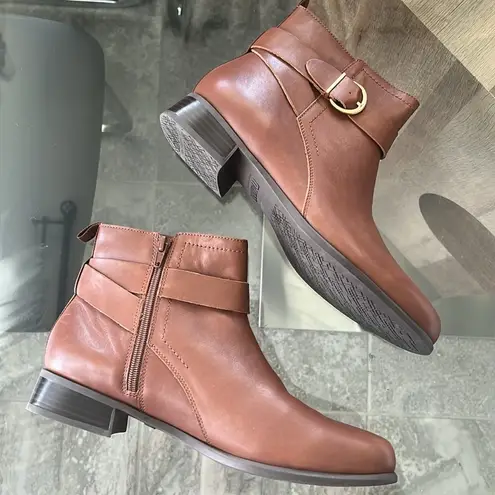 Munro Chestnut Ankle Boots, Size 11.5 New in Box