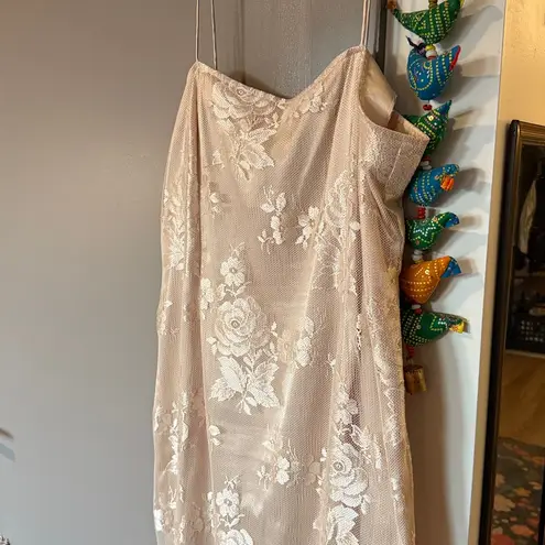 R & M Richards Cream Satin Dress Size 14 - Wedding Dress Special Occasion Dress