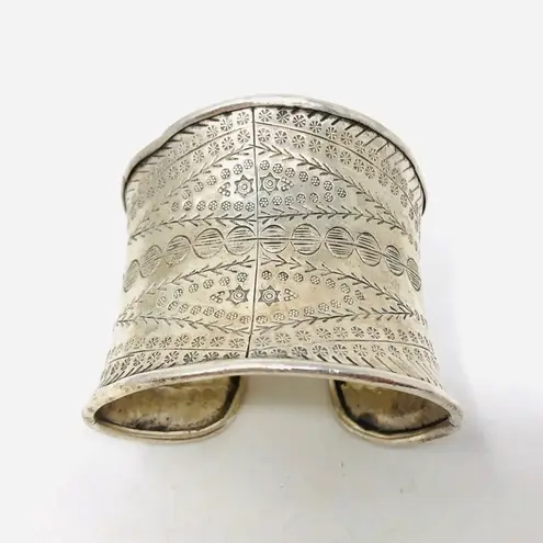 Sterling Silver , heavy tooled cuff, 79.3g