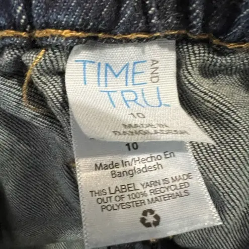 Time And Tru High Waisted Denim Paper Bag Waist Jeans with Denim Belt Size 10