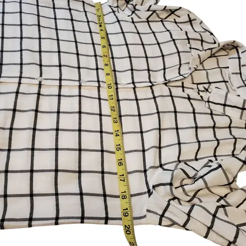 Calvin Klein   Black and White Windowpane Print Button Down Shirt    Size M thumbnail 6