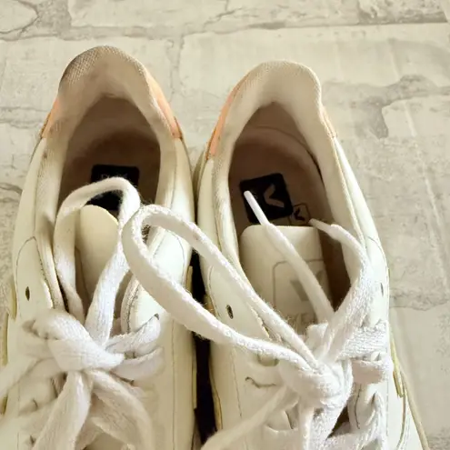 VEJA V10 CWL White Sun Peach Trainers Vegan Leather Eco Friendly Lace Up Sz 6