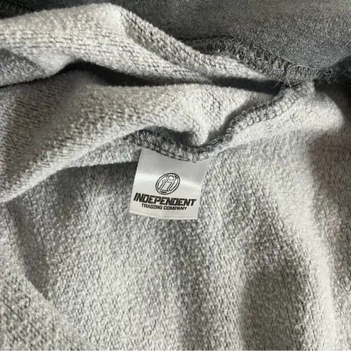 BEYONCÉ Sweatshirt The Formation Tour 2016 Grey Crew Black Graphic Size Small Gray