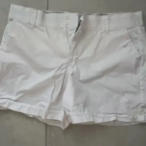 Gloria Vanderbilt  (3)shorts. Denim,white and khaki. Size 16