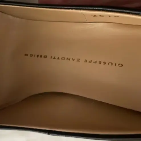 Giuseppe Zanotti Leather Pumps Heels Black Stiletto size 39 US 9 Classic NWOB