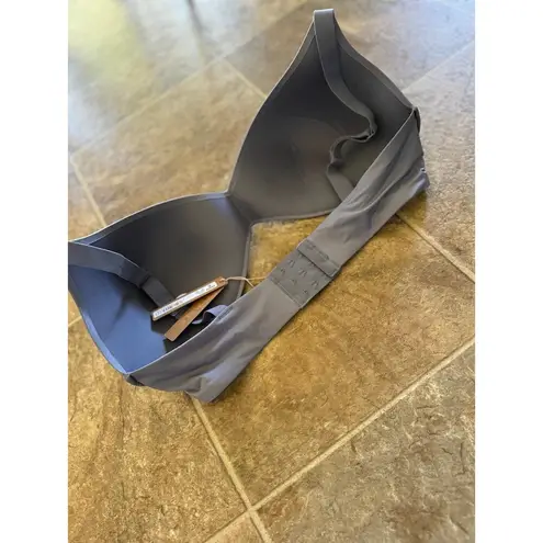 SKIMS Wireless Form Push-up Bra Size 40DDD Slate