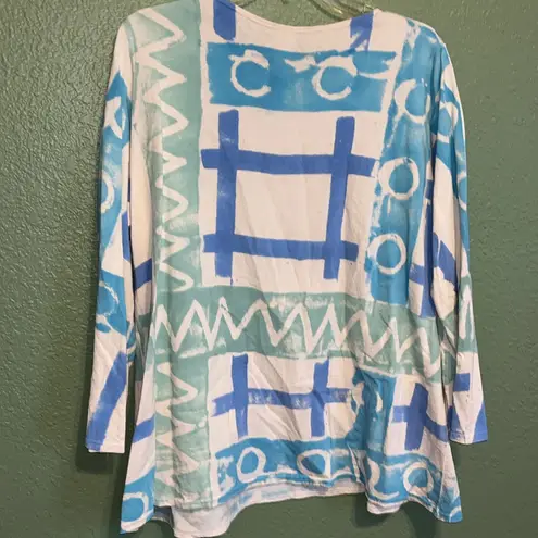 Hand painted Blue and White Butterfly Graphic Top possibly vintage Size M