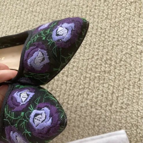 Bettye Muller Purple Embroidered Flowers Women's High Heels Size 7.5 Shoes EUC