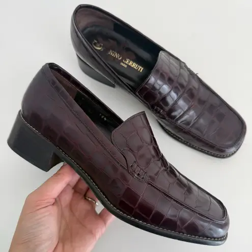 Vintage Nino Cerruti Loafers Womens 6 Croc Embossed Leather Square Toe Oxblood Black