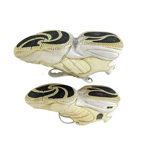 K-Swiss Classic White Sneakers Size 9 low working sneakers, painting C212